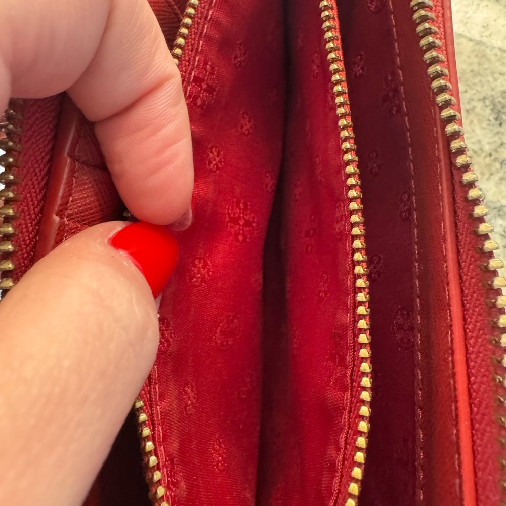 Tory Burch Red Emerson Continental Wallet - Picture 7 of 9